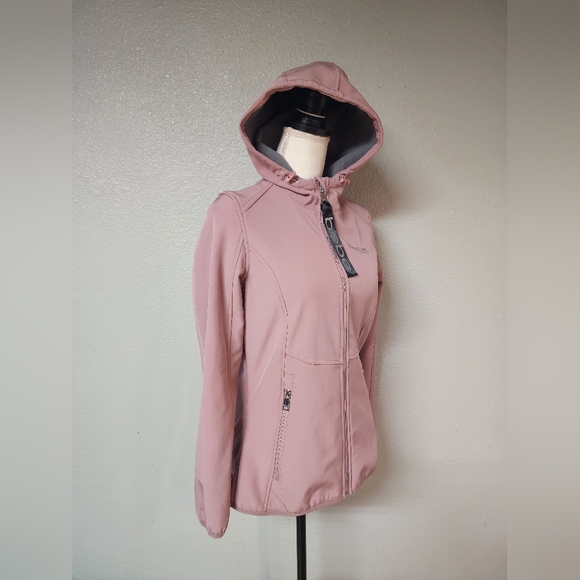 Bebe - Picture 4 of 6